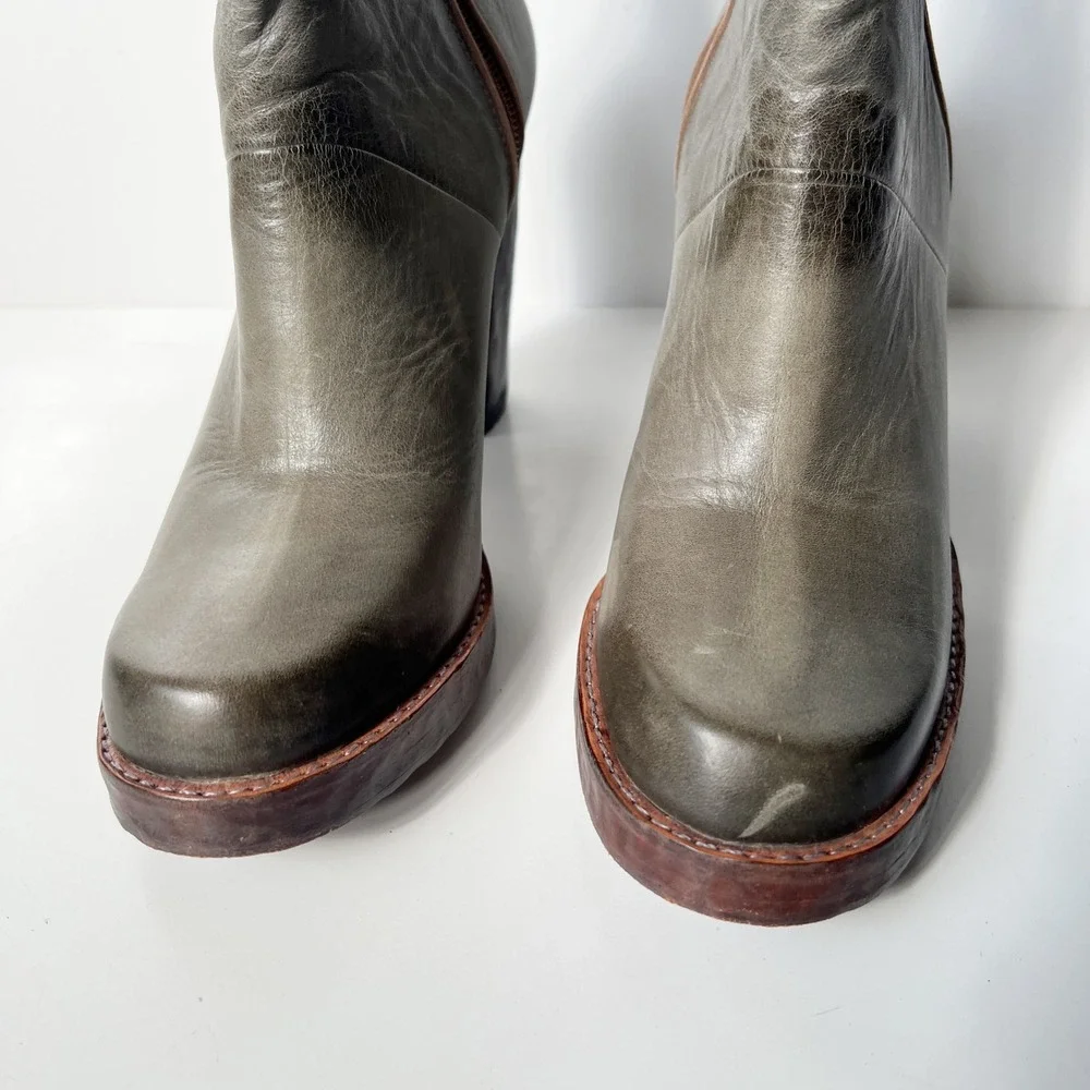 John Fluevog Double Dutch Ankle Boots 9.5 Gris Leather Block Heel Platform Grey